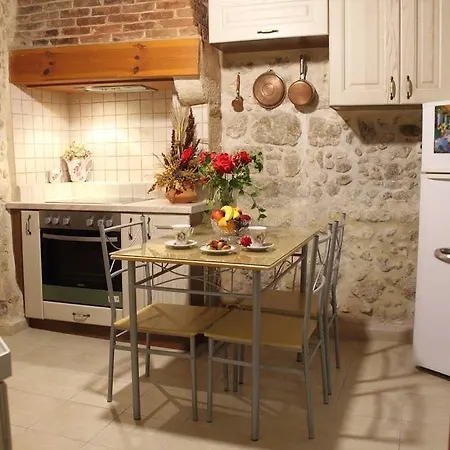 Stone Suites *