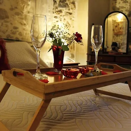 Stone Suites *