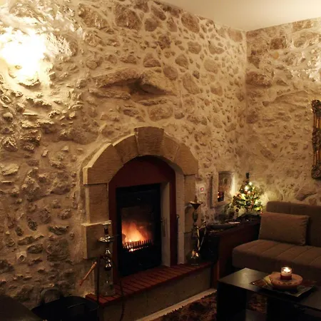 Stone Suites *