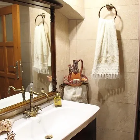 Stone Suites * Resmo