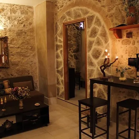 Stone Suites Daire